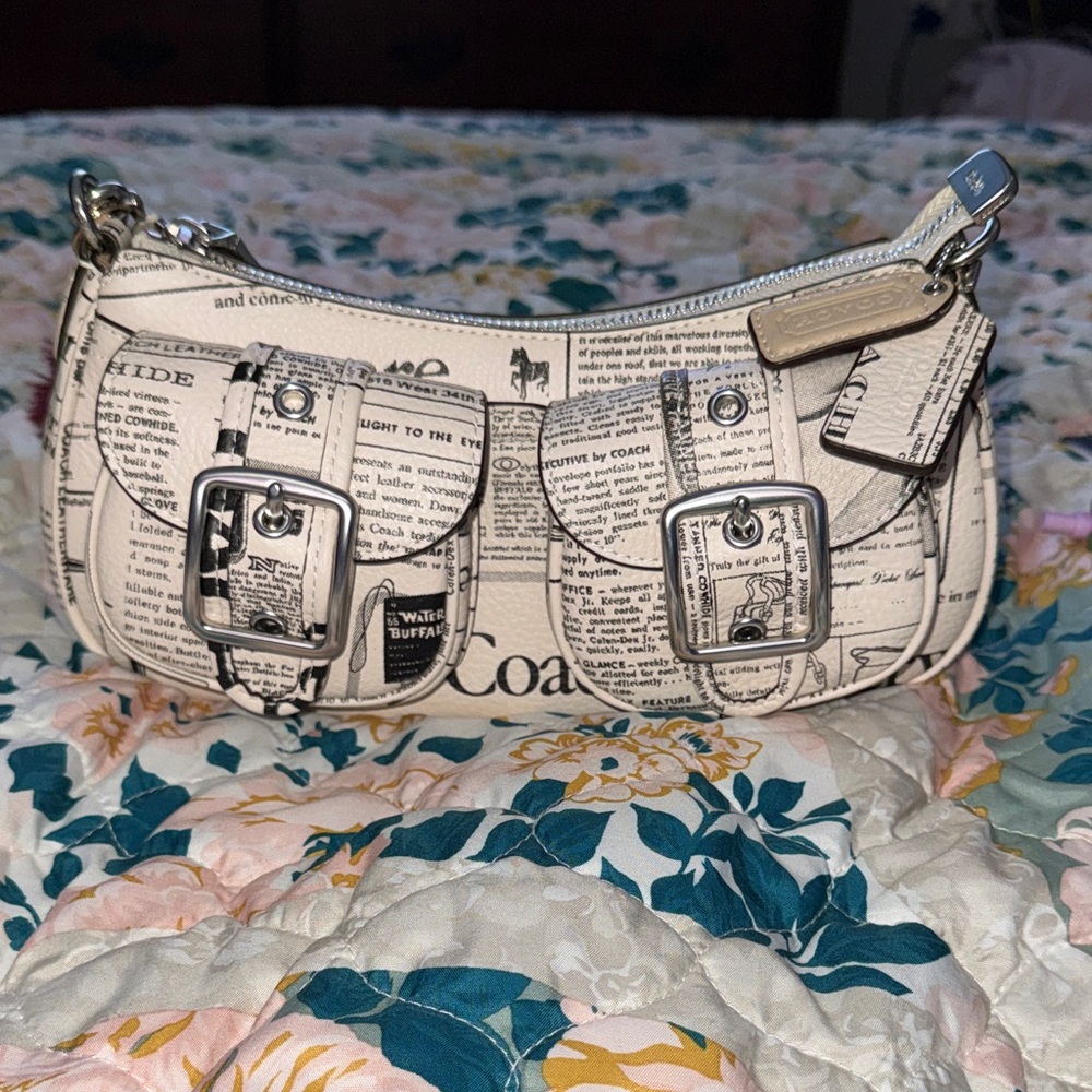 Coach White Printed Shoulder Bag